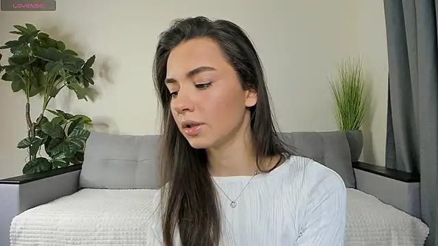 NicoleLuv online show from 12.13.24