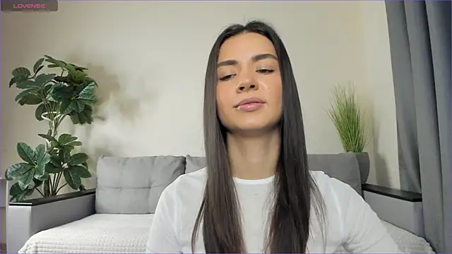 NicoleLuv online show from 01.20.25