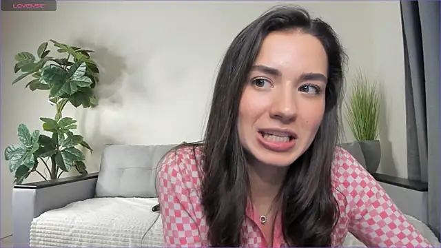 NicoleLuv online show from 01.31.25