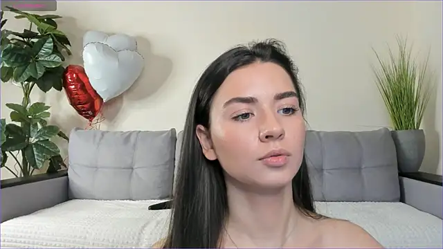 NicoleLuv online show from 03.13.25