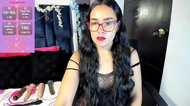 Fiorela Ocean  online show from 02.17.25