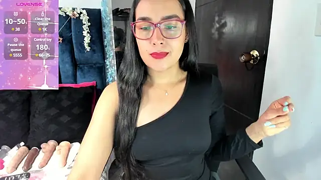 Fiorela Ocean  online show from 03.10.25