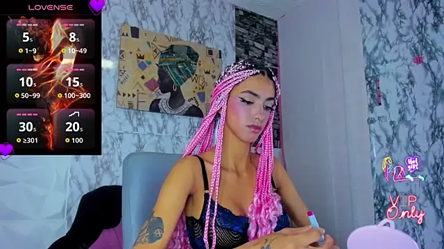 Queen Cuarxxo online show from 04.08.26