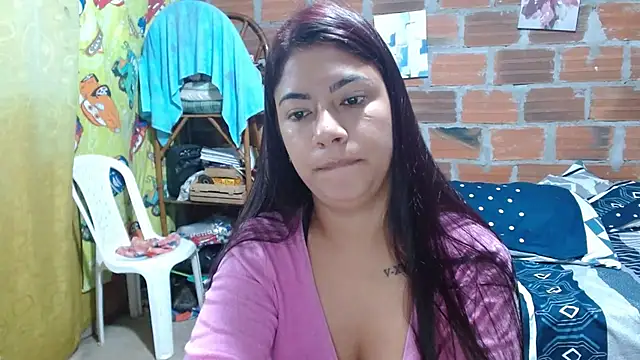Snapshot of Mary_Pompis chatting on 02.25.25 Mary Pompis online show from 02.25.25