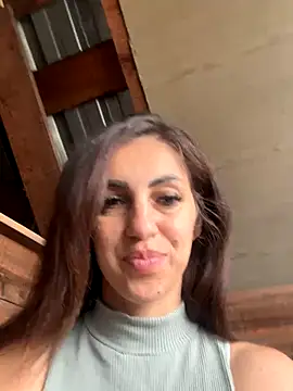 EmaSkyes online show from 09.11.25