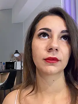 BelleSkye online show from 10.15.25