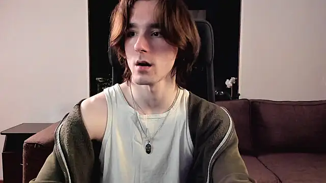 Snapshot of misterhult chatting on 02.26.25 misterhult online show from 02.26.25
