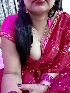 Snapshot of kaamuk_shweta chatting on 11.11.25 kaamuk shweta online show from 11.11.25