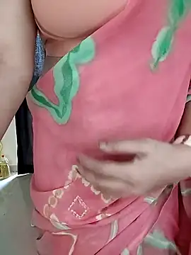 Snapshot of kaamuk_shweta chatting on 11.23.25 kaamuk shweta online show from 11.23.25