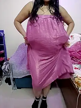 Snapshot of kaamuk_shweta chatting on 12.21.25 kaamuk shweta online show from 12.21.25