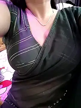 Snapshot of kaamuk_shweta chatting on 01.12.26 kaamuk shweta online show from 01.12.26