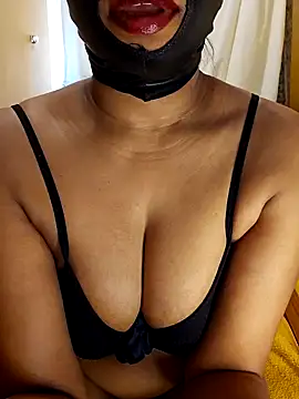 yourdirtyslut69 online show from 12.30.24