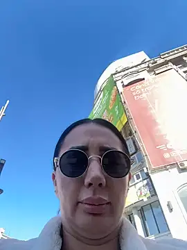 AnaRhodes online show from 03.06.25