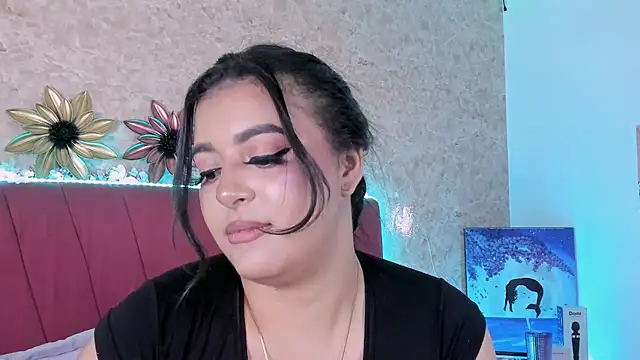 LorenaStevens online show from 01.22.25