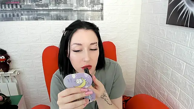 Snapshot of adell_berry chatting on 02.15.25 adell berry online show from 02.15.25