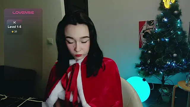 Snapshot of Kimiko__ chatting on 12.24.24 Kimiko   online show from 12.24.24