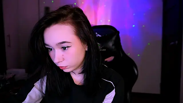 Snapshot of Kimiko__ chatting on 01.26.25 Kimiko   online show from 01.26.25