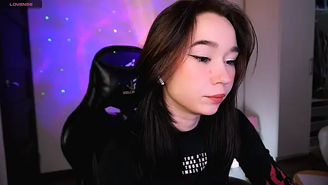 Snapshot of Kimiko__ chatting on 02.18.25 Kimiko   online show from 02.18.25