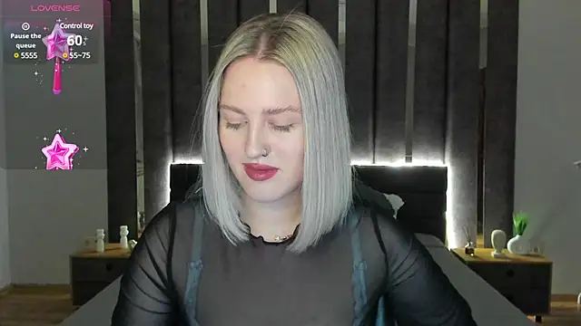  Sarah Soul  online show from 01.09.25