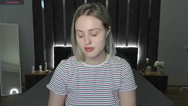  Sarah Soul  online show from 02.11.25