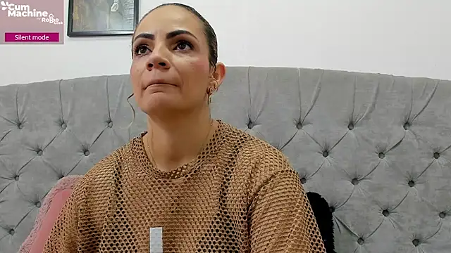 Valesskahall online show from 10.25.25