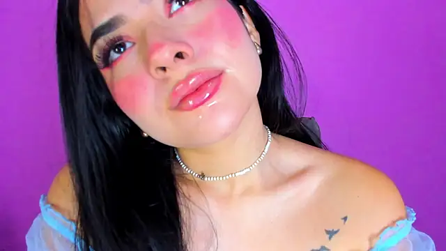 adara johnson   online show from 12.17.24