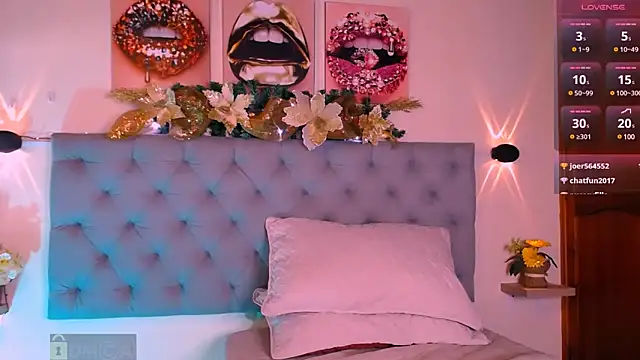 ASHLIE DIXON1 online show from 12.20.24