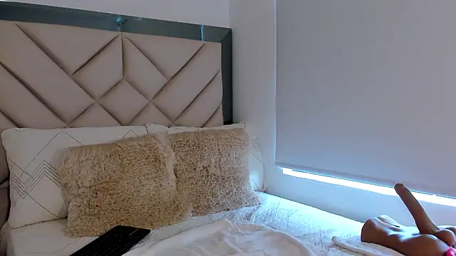 Snapshot of alexa_tobar chatting on 11.01.25 alexa tobar online show from 11.01.25