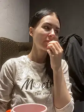 Starry Siren online show from 10.28.25