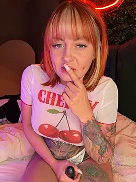 ObviouslyPeachy online show from 04.07.26