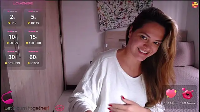 Snapshot of ParisW chatting on 02.02.26 ParisW online show from 02.02.26