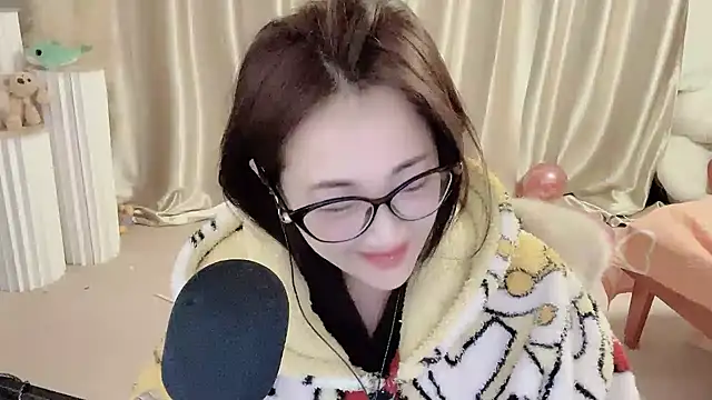 Daisy-77 online show from 01.24.25