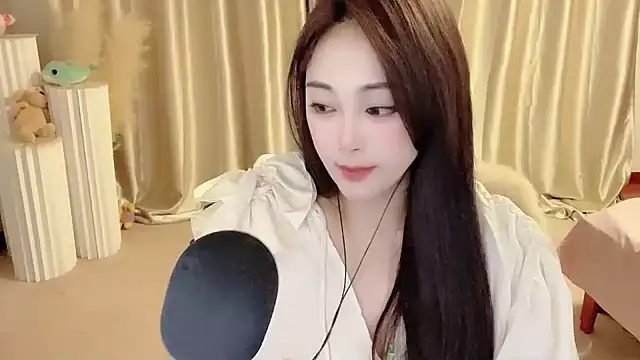 Daisy-77 online show from 02.12.25