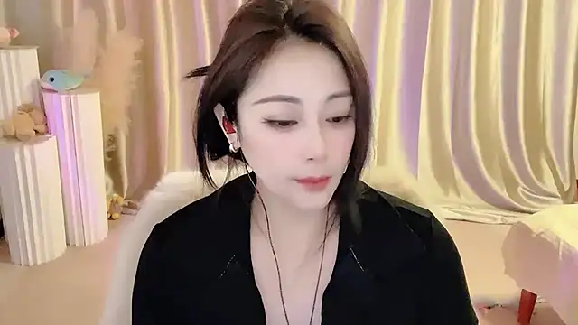 Daisy-77 online show from 03.19.25