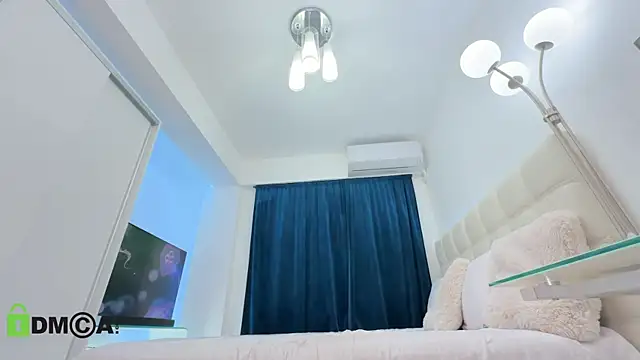 ScarlettAndTom online show from 01.25.25
