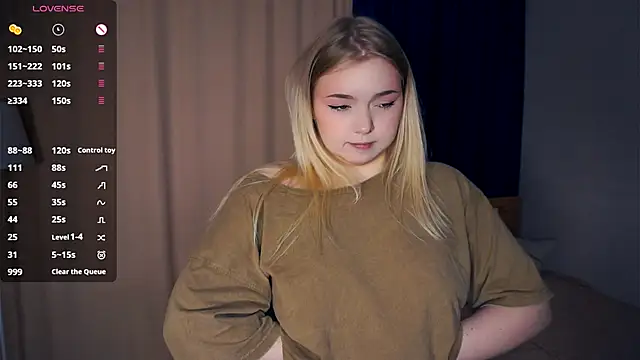 ZaraCreedon online show from 11.08.25