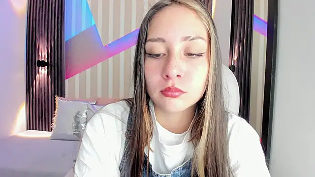 emily layton online show from 10.22.25