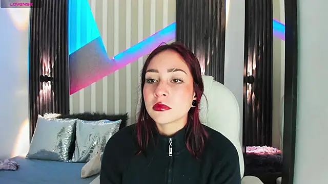 emily layton online show from 12.01.25