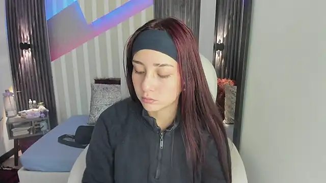 emily layton online show from 12.20.25