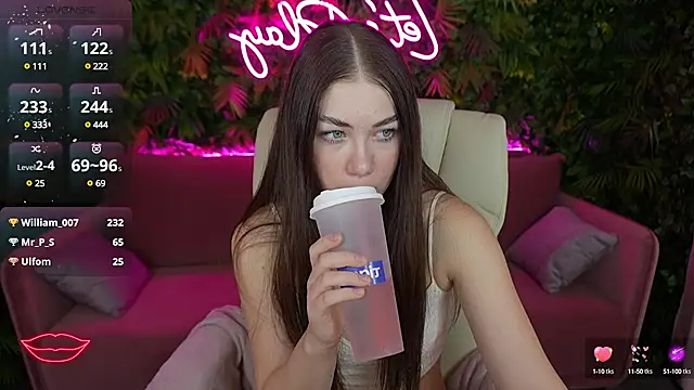 Sunny Sweety online show from 02.28.25