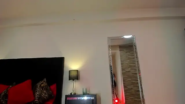 Snapshot of RileySkye chatting on 01.17.25 RileySkye online show from 01.17.25