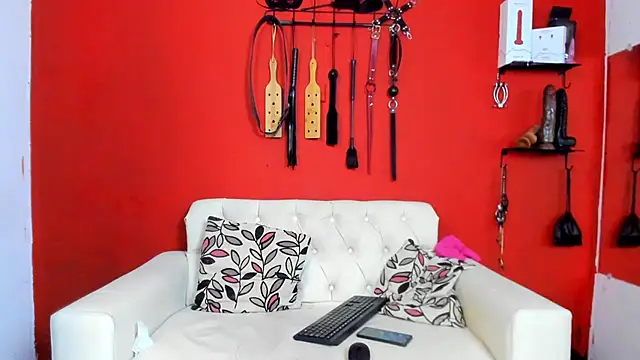 MIA SOPHIA1 online show from 01.31.25