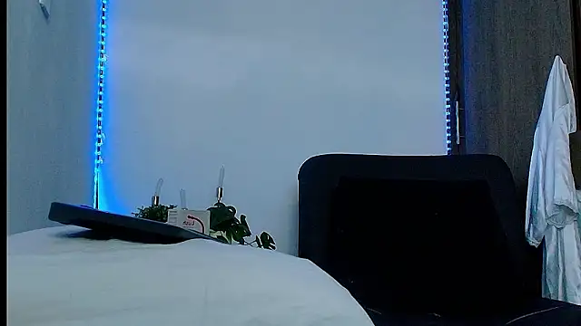 Snapshot of Alba_Olimpo chatting on 02.17.26 Alba Olimpo online show from 02.17.26