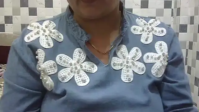 Snapshot of bhabhi_jaan11 chatting on 02.10.26 bhabhi jaan11 online show from 02.10.26