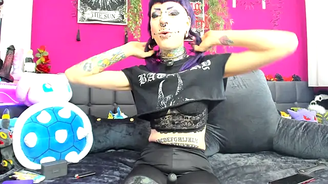 Snapshot of Purple_Coffin666 chatting on 06.14.26 Purple Coffin666 online show from 06.14.26