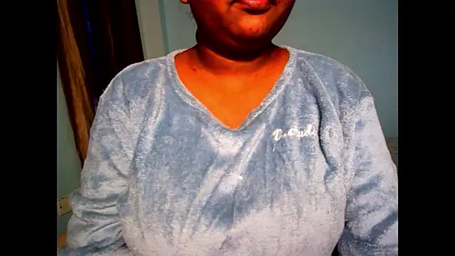 expression queen online show from 11.21.25