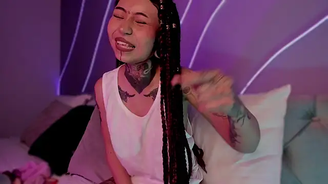 Evangeline bell online show from 01.11.25