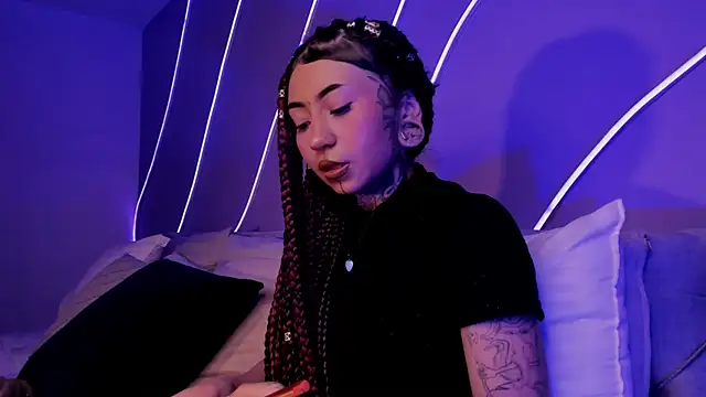 Evangeline bell online show from 01.14.25