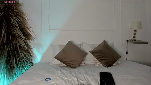  ashleymiller online show from 02.12.25