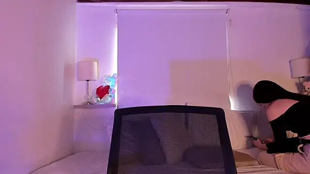  ashleymiller online show from 03.08.25